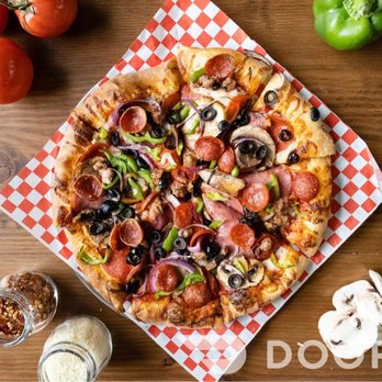 Pizza Presidente - Combination Pizza - Pizza Near Me - San Jose, California Pizza Presidente - Combination Pizza - Pizza Near Me - San Jose, California