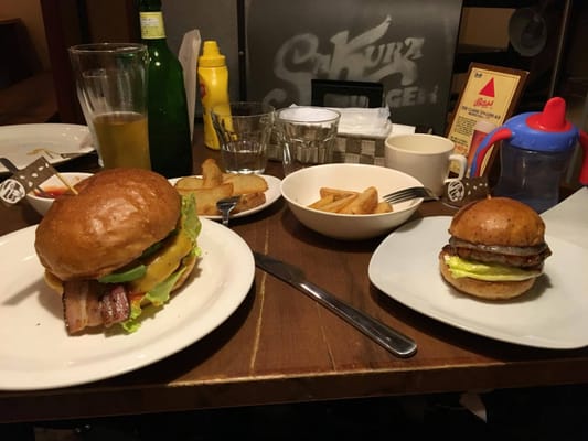 SAKURA BURGER by null