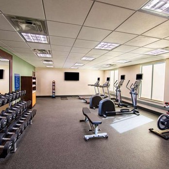 Hampton Inn & Suites Keller Town Center - Health club fitness center gym - Hotels Near Me - Keller, Texas Hampton Inn & Suites Keller Town Center - Health club fitness center gym - Hotels Near Me - Keller, Texas