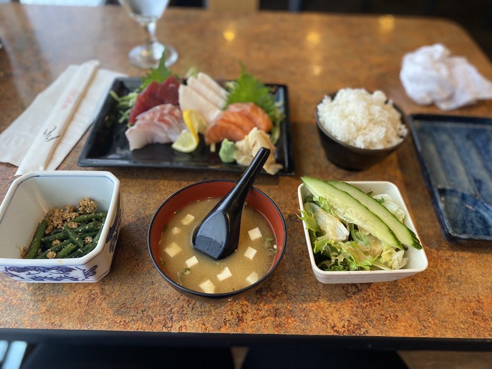 Waraji Japanese Restaurant