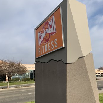 Crunch Fitness - Shaw - Look for the orange sign! - Gyms Near Me - Clovis, California Crunch Fitness - Shaw - Look for the orange sign! - Gyms Near Me - Clovis, California