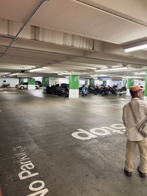 SUTTER STOCKTON GARAGE - Updated March 2025 - 105 Photos & 410 Reviews