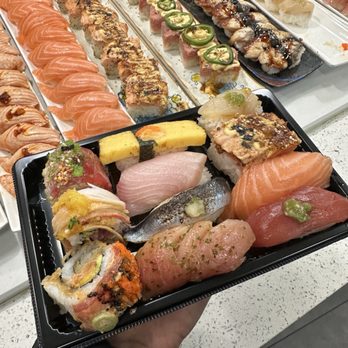 FOB Sushi Bar - Sushi Bars Near Me - Seattle, Washington