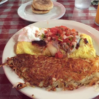 Mo's Egg House - Hashinator omelette - Breakfast & Brunch Near Me - Temecula, California Mo's Egg House - Hashinator omelette - Breakfast & Brunch Near Me - Temecula, California