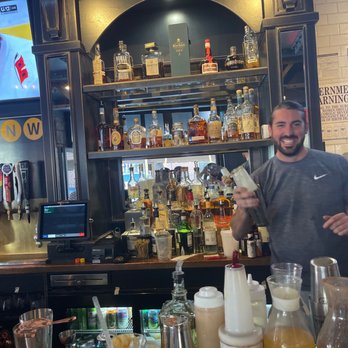 The Trestle - Cocktail Bars Near Me - Astoria, New York The Trestle - Cocktail Bars Near Me - Astoria, New York