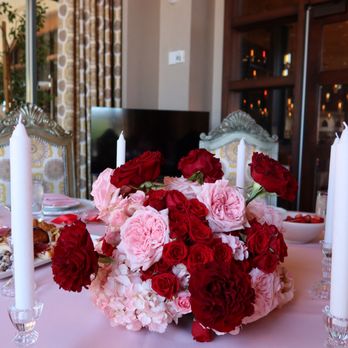 Wonder Blooms AZ - Luxury pink flower arrangement with roses, spring florals, and delicate greenery styled for a soft spring photoshoot. - Floral Designers Near Me - Tempe, Arizona Wonder Blooms AZ - Luxury pink flower arrangement with roses, spring florals, and delicate greenery styled for a soft spring photoshoot. - Floral Designers Near Me - Tempe, Arizona