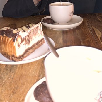 De Drie Graefjes - cappuccino and chocolate cheesecake - Tea Rooms Near Me - Amsterdam, New Hampshire De Drie Graefjes - cappuccino and chocolate cheesecake - Tea Rooms Near Me - Amsterdam, New Hampshire
