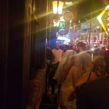 Commonwealth - In line - Cocktail Bars Near Me - Las Vegas, Nevada Commonwealth - In line - Cocktail Bars Near Me - Las Vegas, Nevada