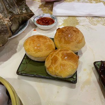 Golden Lake Pavilion - Pineapple buns (named after the fruit for the physical appearance, no actual pineapple inside) with roast pork inside - Dim Sum Near Me - Flushing, New York
