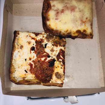 Alba's Pizzeria & Restaurant - Sicilian Margerita and a Regular Sicilian - Pizza Near Me - Jamaica, New York