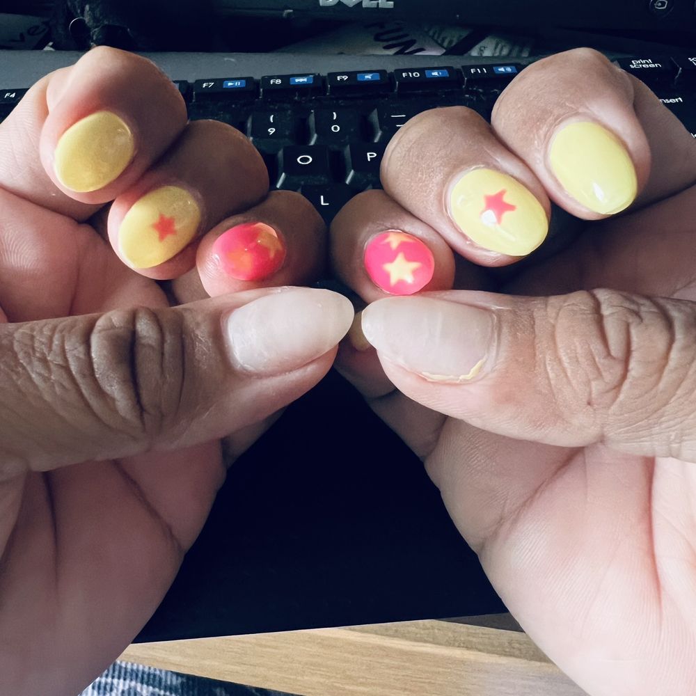 5C Blink Nails & Eyelash - 3 days all polish gel fell off - Nail Salons Near Me - Syosset, New York