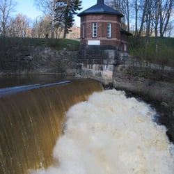 Vanhankaupunginkoski - Kosken valtava kuohunta on aika pelottavaa.