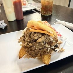 Manny's Cabin - Arepa Mardis