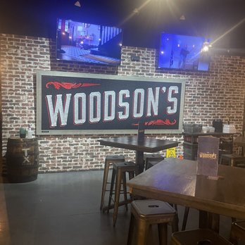Woodson's Local Tap + Kitchen Grand Parkway - American Near Me - Spring, Texas