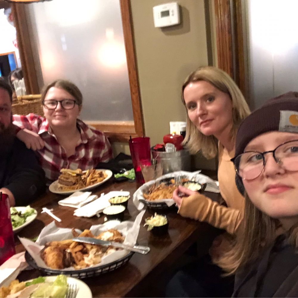 Swifty's Restaurant & Pub - Fish & Chips, Hangover Burger - New American Near Me - Utica, New York