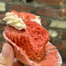 Red Velvet Cupcake Red Velvet Cupcake