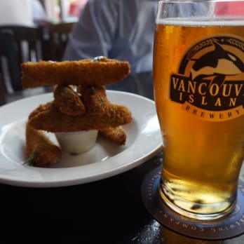 Garrick's Head Pub - FRIED PICKLES!! - Pubs Near Me - Victoria, British Columbia