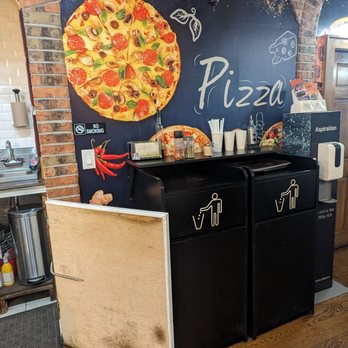 Mario’s Pizza - Pizza Near Me - Brooklyn, New York