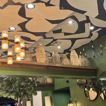 Lemon Zest - Inside Lemon Zest eatery. - Mediterranean Near Me - Northridge, California Lemon Zest - Inside Lemon Zest eatery. - Mediterranean Near Me - Northridge, California