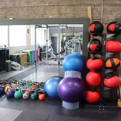 The Academy Gym - Gym equipment