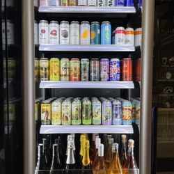 Épicerie Québécoise- Chez Boulay - Beer and wine