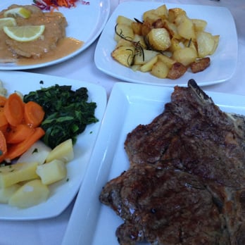 Pane e Tulipani - Veal in lemon sauce in the background - Barbeque Near Me - Milan, Michigan
