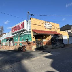 Gourmet Catering And Restaurant - Gourmet Catering & Restaurant in Clarksburg, WV.