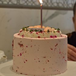 Oh Cake - Fresh Rose And Lychee
