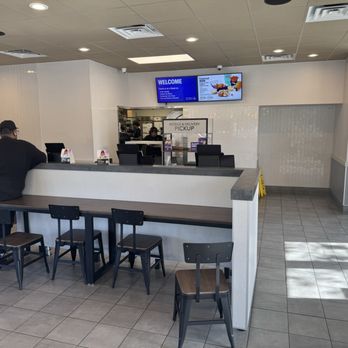 Taco Bell - Inside - empty during lunch rush - Fast Food Near Me - University Place, Washington