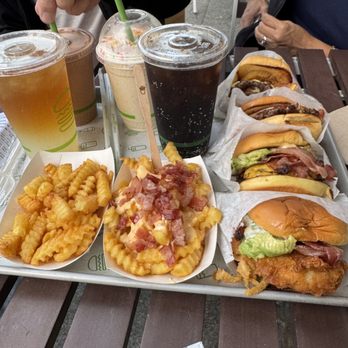 Shake Shack South Lake Union - Fast Food Near Me - Seattle, Washington
