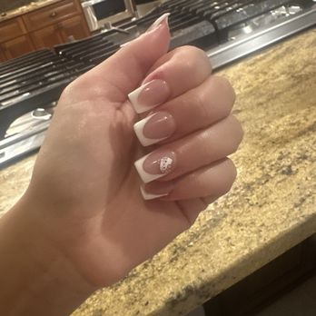 Lux Nails - Nail Salons Near Me - Vancouver, Washington