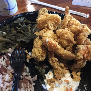 Darrow's New Orleans Grill - Big easy platter..red beans (ok) , greens, fish, shrimp, and oysters- batter was way to hard, and the fish taste weird. - Cajun/Creole Near Me - Carson, California