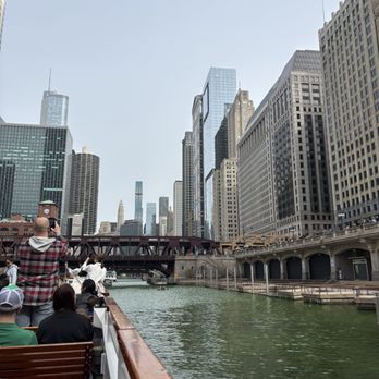 Shoreline Sightseeing - Architectural Tours Near Me - Chicago, Illinois Shoreline Sightseeing - Architectural Tours Near Me - Chicago, Illinois
