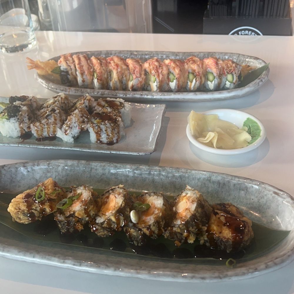 Eastern Peak - Sushi Rolls - Asian Fusion Near Me - Nashville, Tennessee