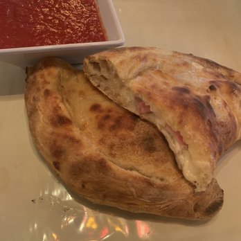 Old School Pizzeria - Calzone w/ham & marinara sauce - Pizza Near Me - Las Vegas, Nevada Old School Pizzeria - Calzone w/ham & marinara sauce - Pizza Near Me - Las Vegas, Nevada