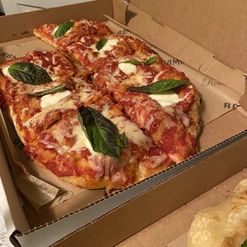 Roma Alla Pala - Pizza Margherita - Pizza Near Me - Easton, Maryland Roma Alla Pala - Pizza Margherita - Pizza Near Me - Easton, Maryland