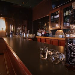 Shanahan's Food & Spirits