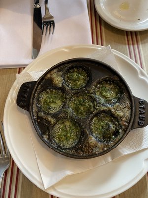 L'Escargot Bleu Restaurant and Wine Bar by null
