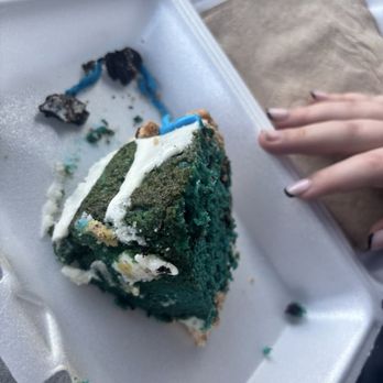 Everybody Eatz - Cookie Monster cake - American Near Me - Charlotte, North Carolina Everybody Eatz - Cookie Monster cake - American Near Me - Charlotte, North Carolina