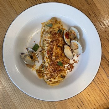 Henrietta Red - Spaghetti + Clams - DELICIOUS! - New American Near Me - Nashville, Tennessee