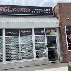 Players Cards and Collectibles