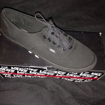 Vans Outlet - All black LPE for $30 - Shoe Stores Near Me - Lake Elsinore, California