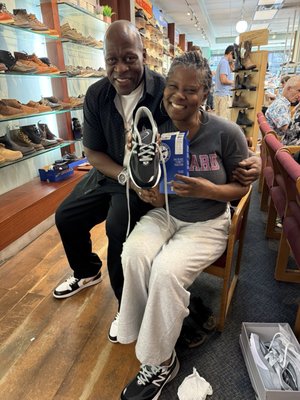 Tip Top Shoes by null