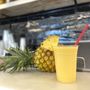 Apple Berries Juice Bar
