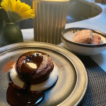 SPQR - Chocolate torte with Cinnamon Bombolini (back) - Italian Near Me - San Francisco, California SPQR - Chocolate torte with Cinnamon Bombolini (back) - Italian Near Me - San Francisco, California