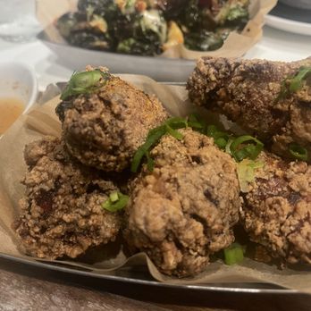 Break + Feast - Dads fried chicken - Breakfast & Brunch Near Me - Koloa, Hawaii