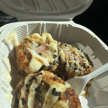 The Musubi Truck - Deep fried roll - Food Trucks Near Me - Koloa, Hawaii The Musubi Truck - Deep fried roll - Food Trucks Near Me - Koloa, Hawaii