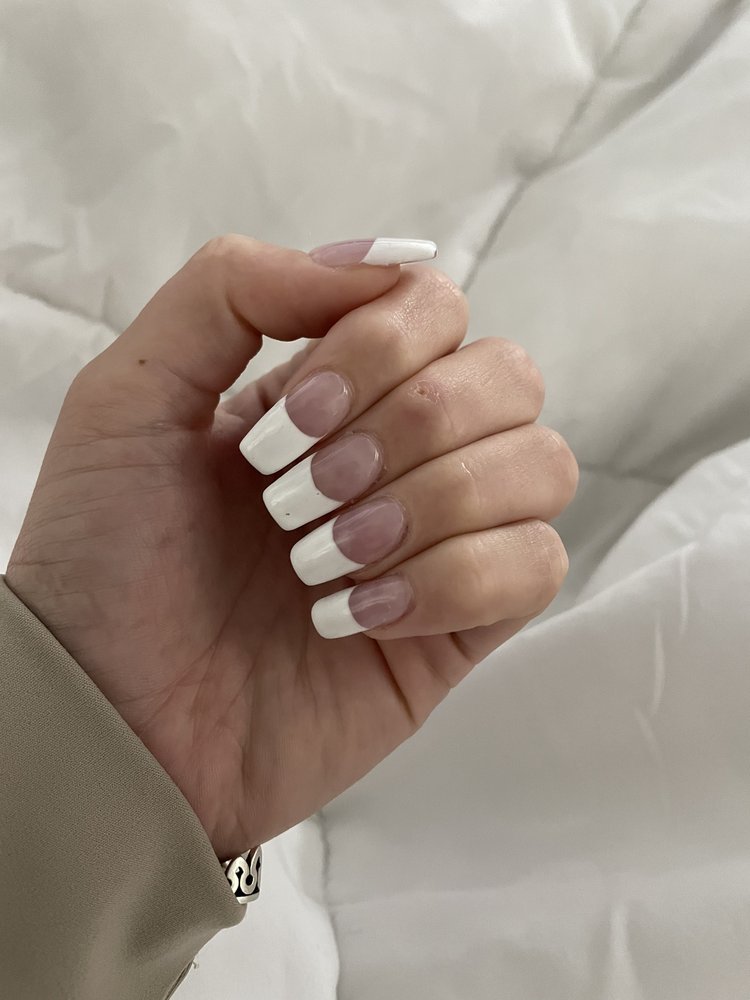Gossip & Co. Nail Spa 7751 Barker Cypress