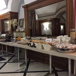 Hotel Arcangelo - Free breakfast buffet 7am-10am