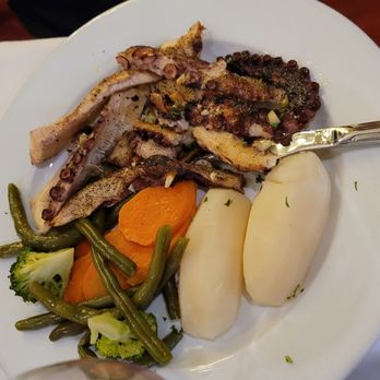 Lareira Restaurant - Octopus - Portuguese Near Me - Mineola, New York Lareira Restaurant - Octopus - Portuguese Near Me - Mineola, New York